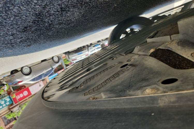 Used XPeng G3 2021 G3i 460N Chassis Front