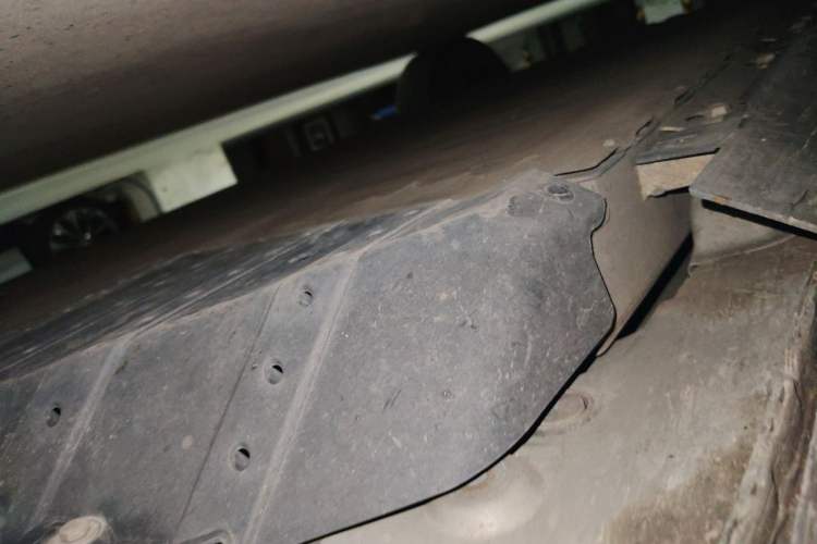 Used XPeng G3 2021 G3i 520N Chassis Front Right