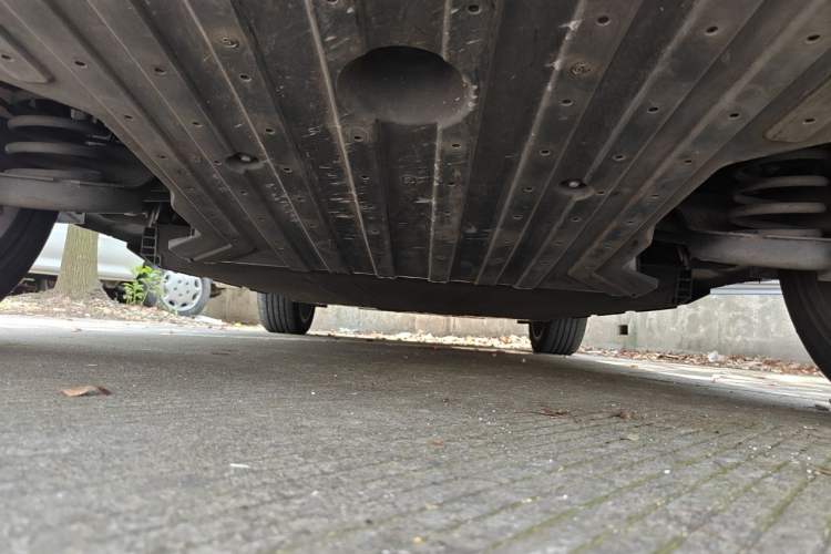 Used XPeng G3 2021 G3i 460N Chassis Rear