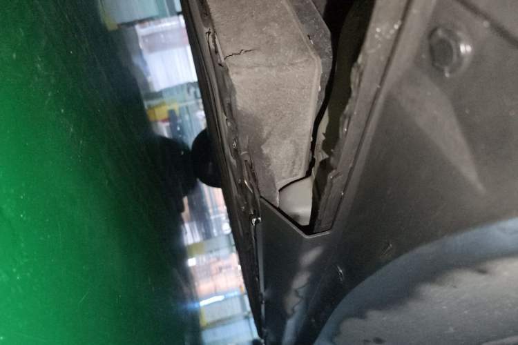 Used XPeng G3 2021 G3i 520N Chassis Rear Right