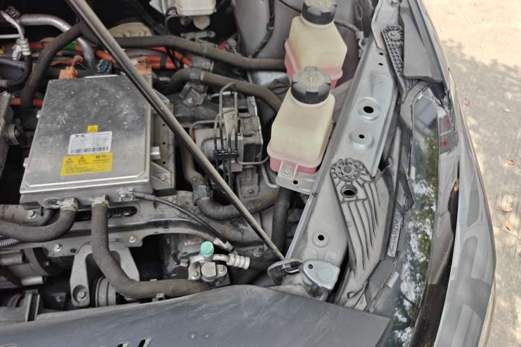 Used XPeng G3 2021 G3i 460N Engine Bay Left