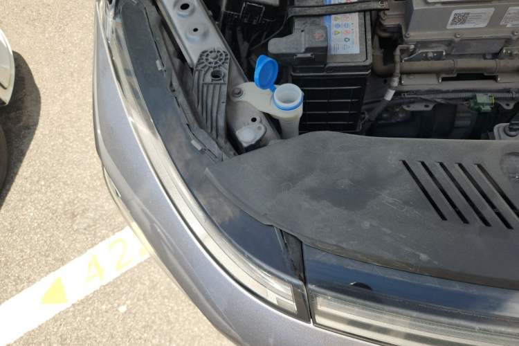Used XPeng G3 2021 G3i 460N Engine Bay Right