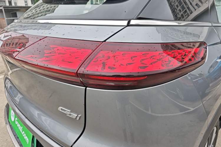 Used XPeng G3 2021 G3i 520N Exterior 3
