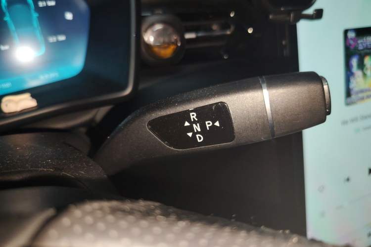 Used XPeng G3 2021 G3i 460N Gear Lever