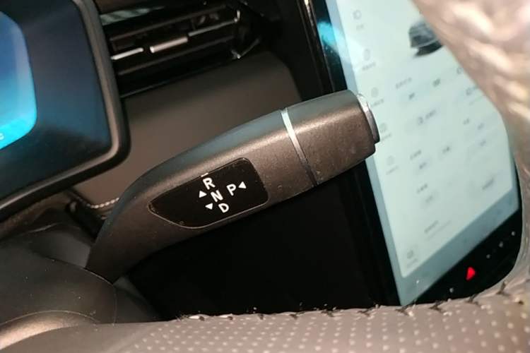 Used XPeng G3 2021 G3i 520N Gear Lever