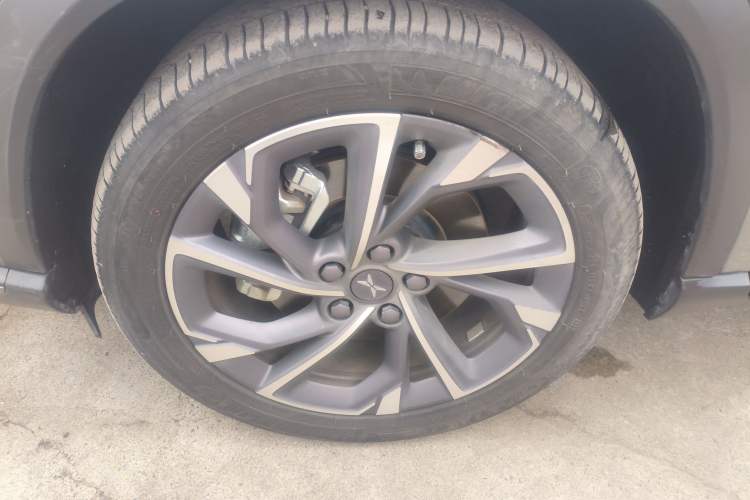 Used XPeng G3 2021 G3i 520N+ Left Front Wheel Hub