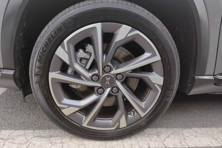 Used XPeng G3 2021 G3i 520N+ Left Front Wheel Hub