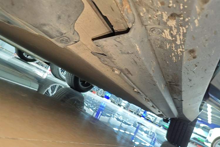Used XPeng G3 2021 G3i 460N Left Side Sill