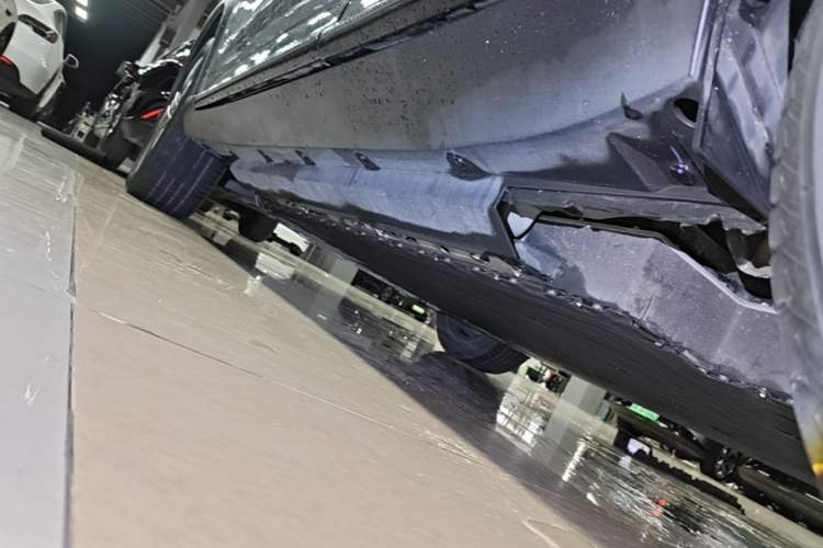 Used XPeng G3 2021 G3i 460G Left Side Sill