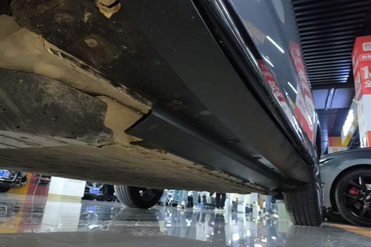 Used XPeng G3 2021 G3i 520N Left Side Sill
