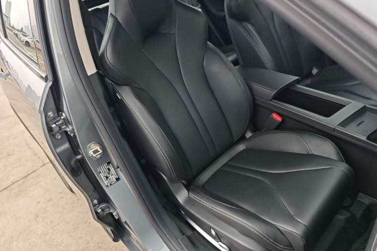 Used XPeng G3 2021 G3i 520N Right Front Seat