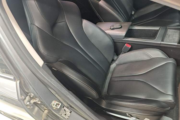 Used XPeng G3 2021 G3i 460N Right Front Seat