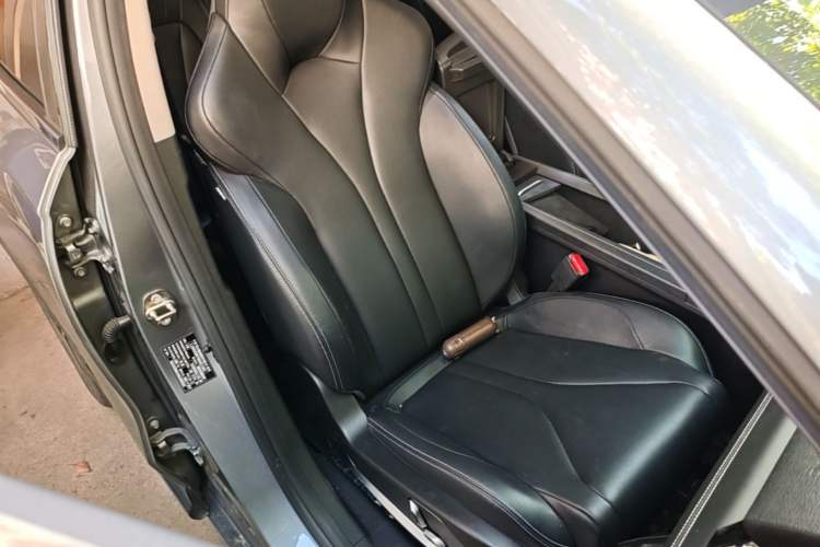 Used XPeng G3 2021 G3i 520G Right Front Seat