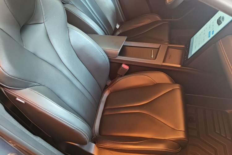 Used XPeng G3 2021 G3i 520N Right Front Seat