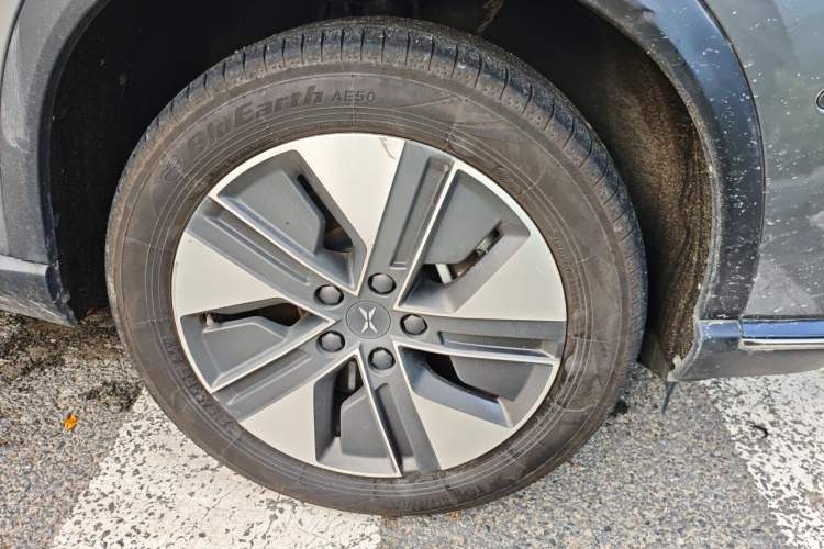 Used XPeng G3 2021 G3i 520N Right Front Wheel Hub
