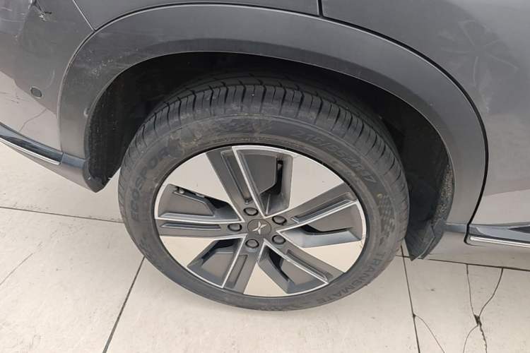 Used XPeng G3 2021 G3i 520N Right Rear Wheel Hub
