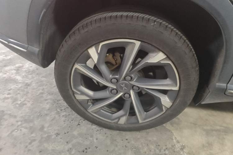 Used XPeng G3 2021 G3i 520G Right Rear Wheel Hub