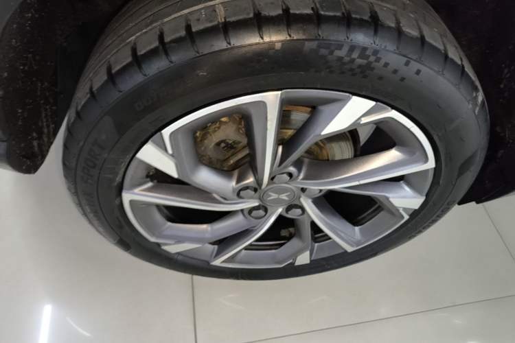 Used XPeng G3 2021 G3i 520N Right Rear Wheel Hub