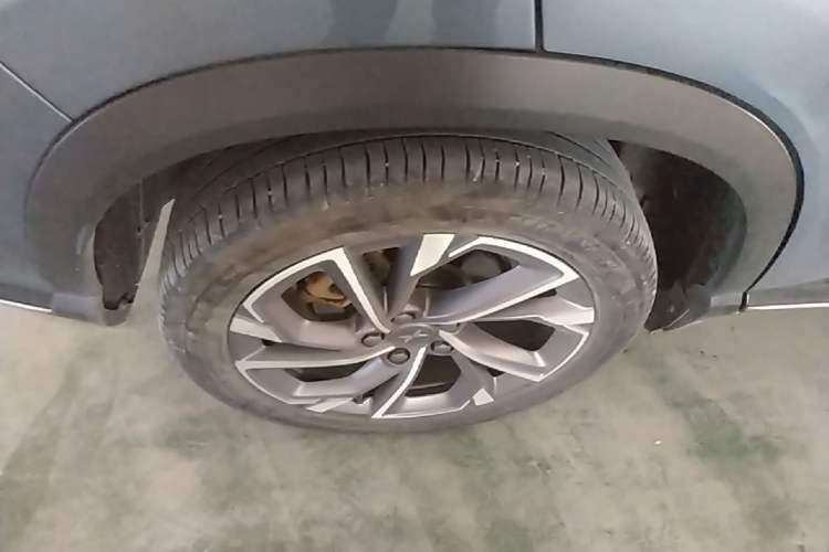 Used XPeng G3 2021 G3i 520G+ Right Rear Wheel Hub