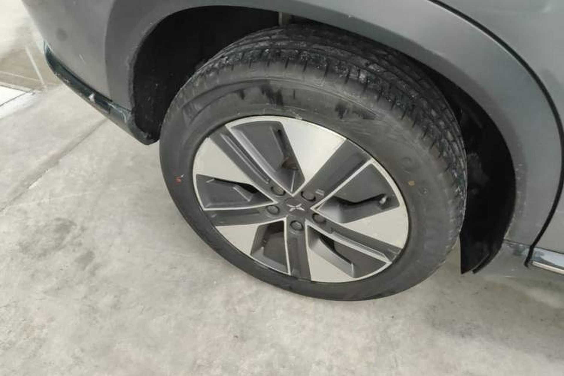 Used XPeng G3 2021 G3i 520G Right Rear Wheel Hub