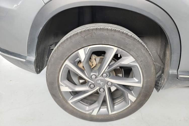 Used XPeng G3 2021 G3i 520G Right Rear Wheel Hub