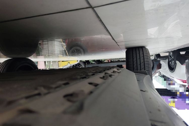 Used XPeng G3 2021 G3i 520N Right Side Sill