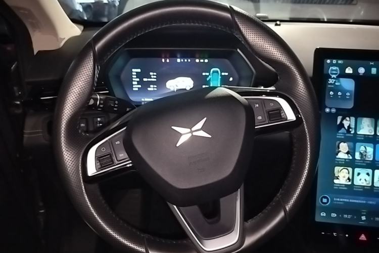 Used XPeng G3 2021 G3i 520G Steering Wheel