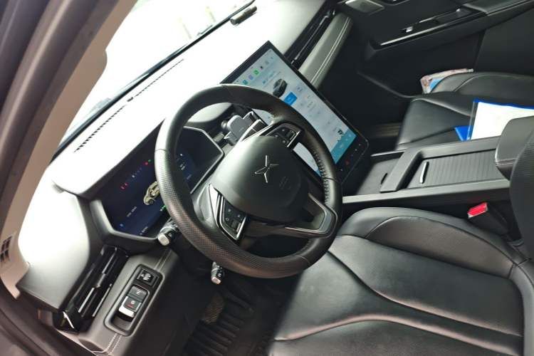Used XPeng G3 2021 G3i 460N Steering Wheel