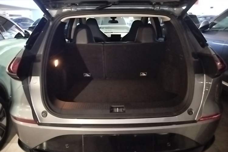 Used XPeng G3 2021 G3i 520G Trunk