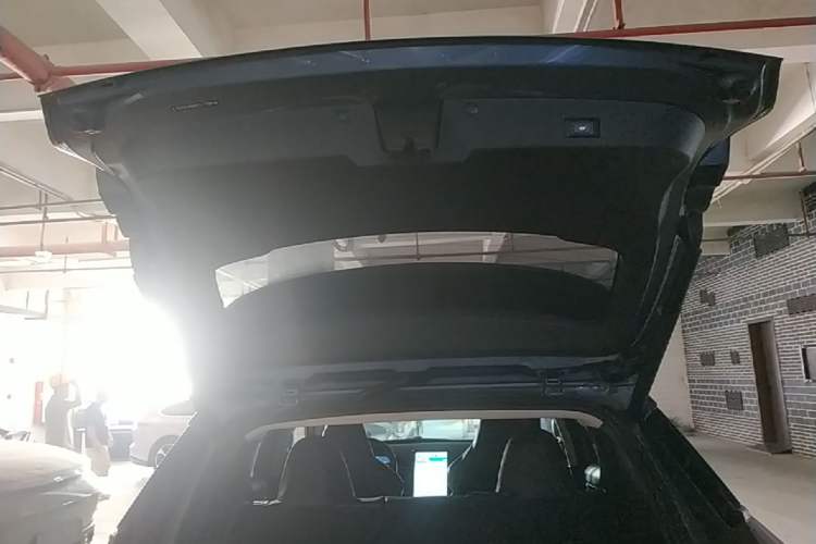 Used XPeng G3 2021 G3i 520G+ Trunk