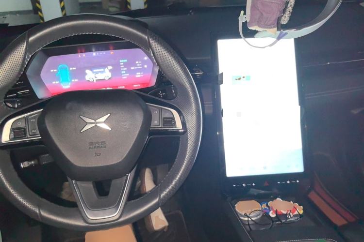 Used XPeng G3 2021 G3i 460G Center Console