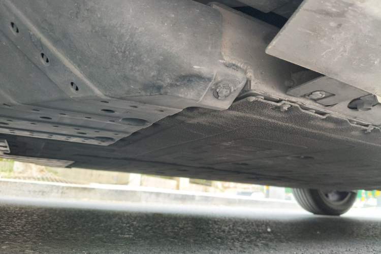 Used XPeng G3 2021 G3i 460G Chassis Front Left