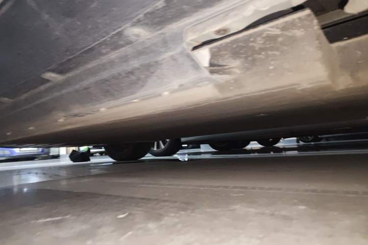 Used XPeng G3 2021 G3i 460N Chassis Rear Left