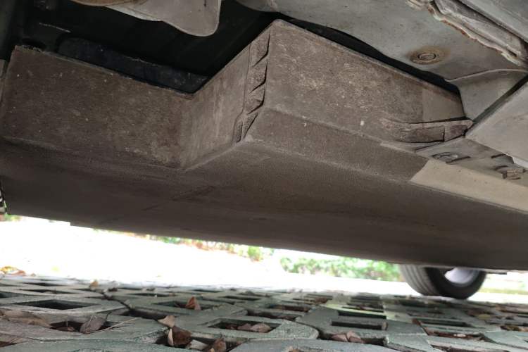 Used XPeng G3 2021 G3i 460N Chassis Rear Right