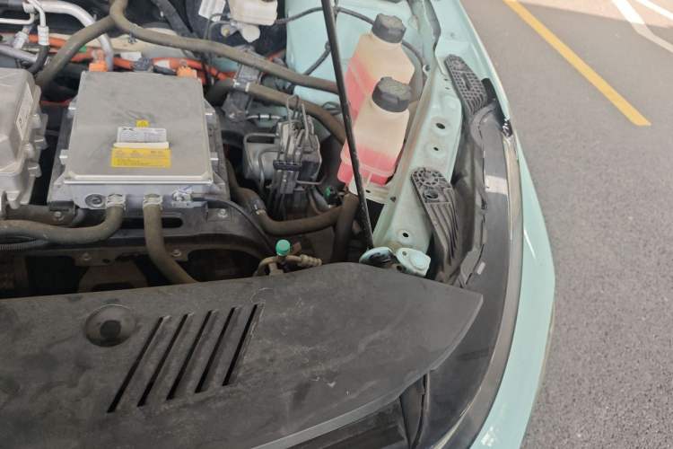 Used XPeng G3 2021 G3i 460N Engine Bay Left