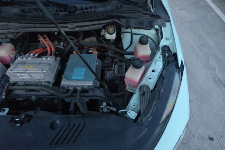 Used XPeng G3 2021 G3i 460N Engine Bay Left