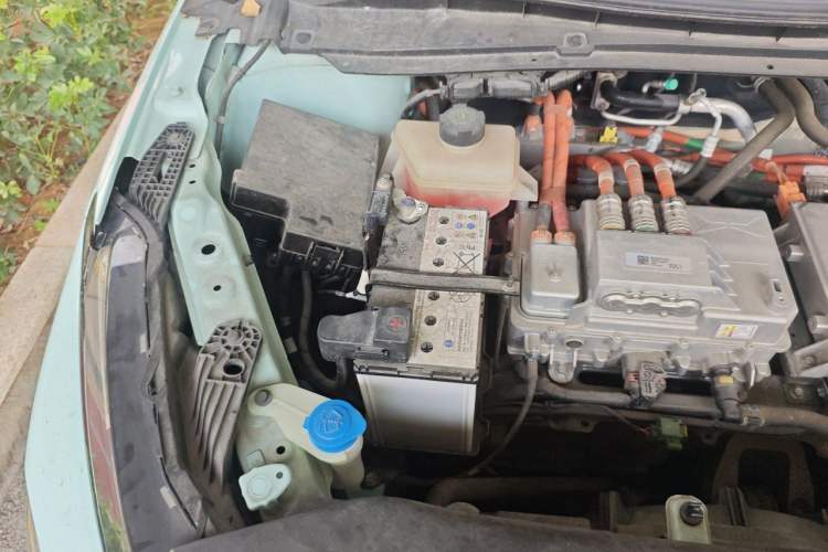 Used XPeng G3 2021 G3i 460N Engine Bay Right