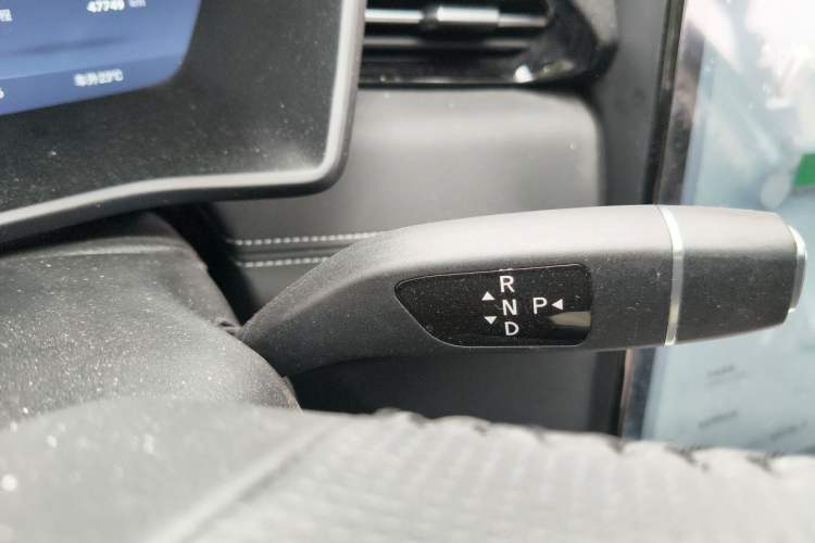 Used XPeng G3 2021 G3i 460G Gear Lever