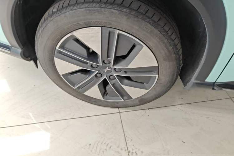 Used XPeng G3 2021 G3i 460N Left Front Wheel Hub