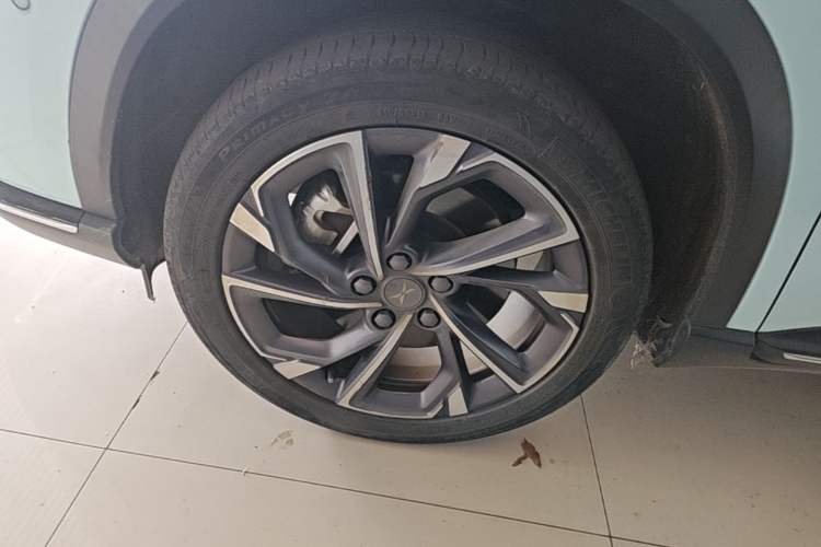 Used XPeng G3 2021 G3i 460N Left Front Wheel Hub