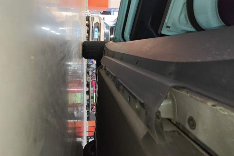 Used XPeng G3 2021 G3i 460N Left Side Sill