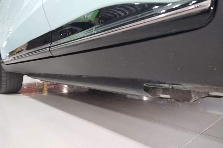 Used XPeng G3 2021 G3i 520N Left Side Sill