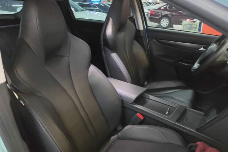 Used XPeng G3 2021 G3i 460N Right Front Seat