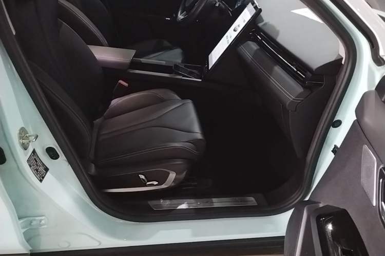 Used XPeng G3 2021 G3i 520N Right Front Seat