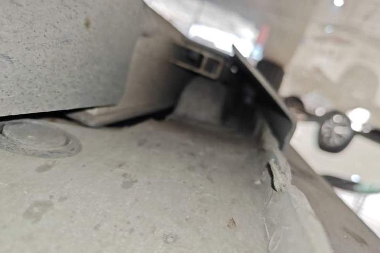 Used XPeng G3 2021 G3i 460N Right Side Sill