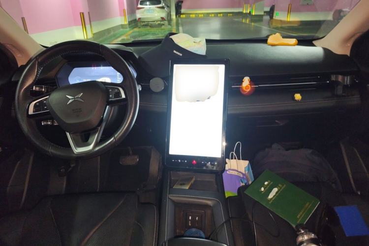 Used XPeng G3 2021 G3i 460N Center Console
