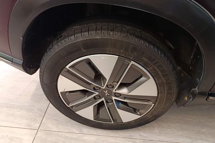 Used XPeng G3 2021 G3i 460N Right Rear Wheel Hub