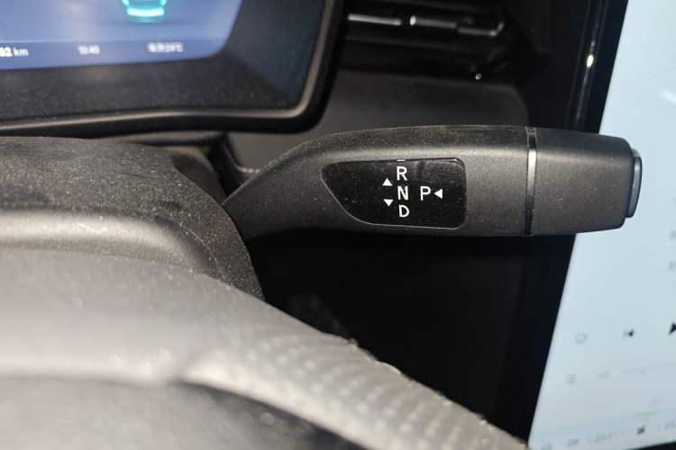 Used XPeng G3 2021 G3i 460G Gear Lever