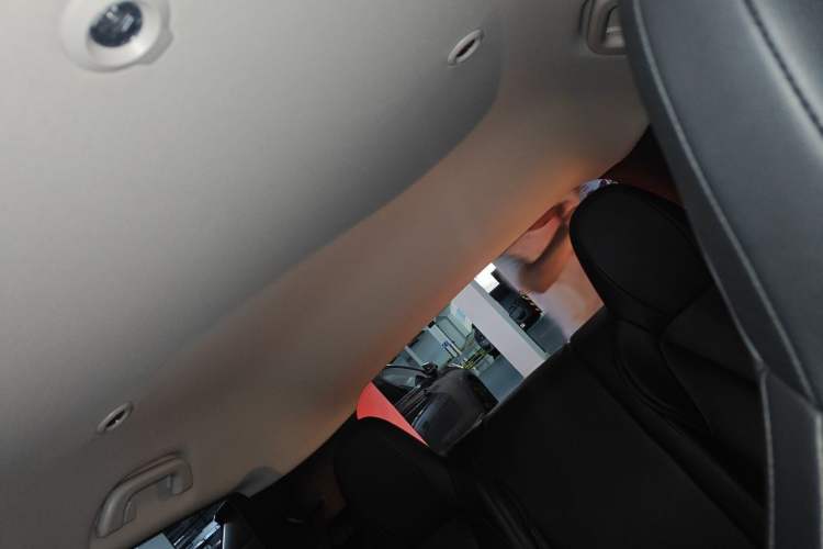 Used XPeng G3 2021 G3i 460G Headliner