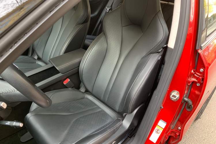 Used XPeng G3 2021 G3i 520N Right Front Seat